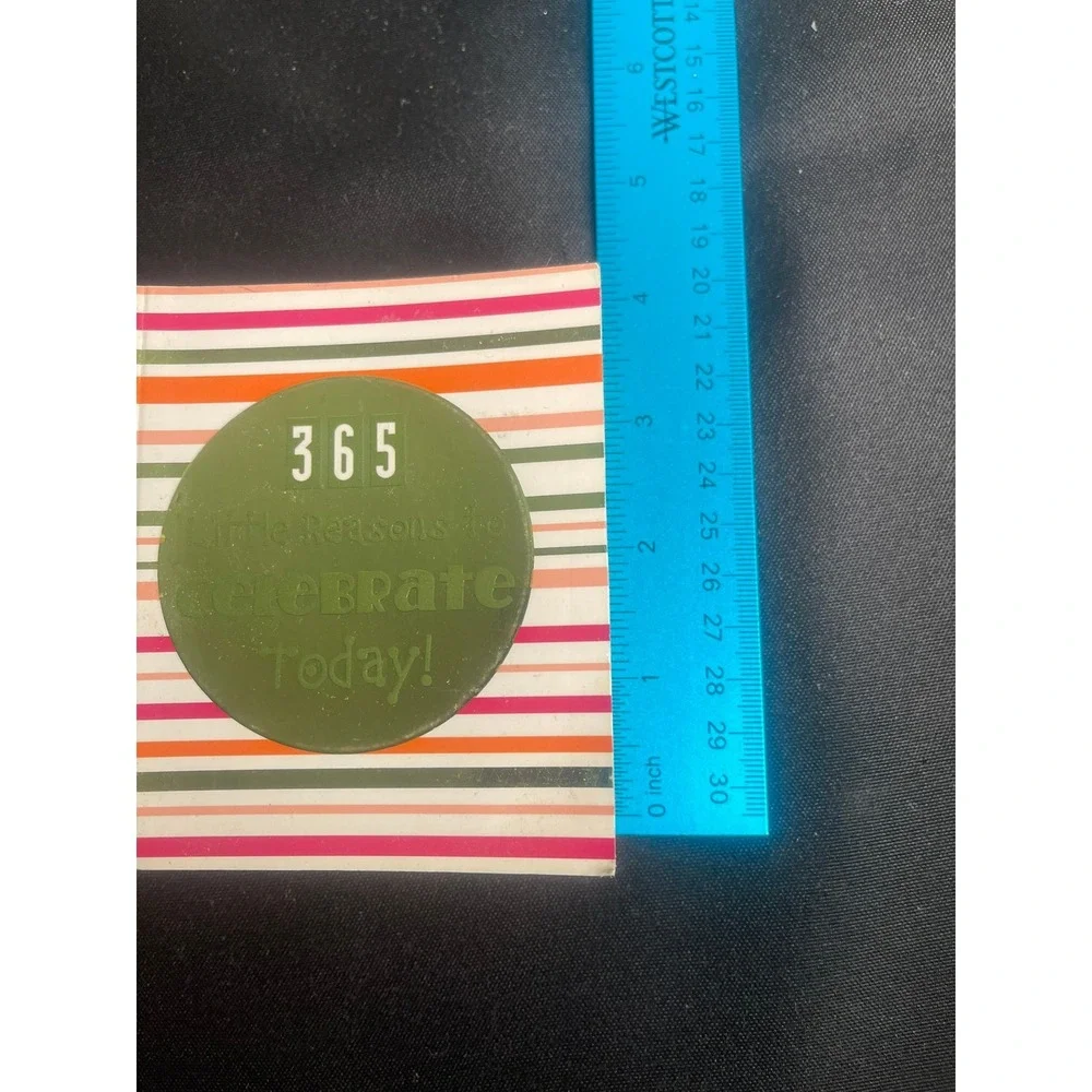 Daymaker 365 Little Reasons To Celebrate Today Inspirational Daily Book